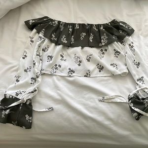 Green and white floral blouse, Bongo, size S/C